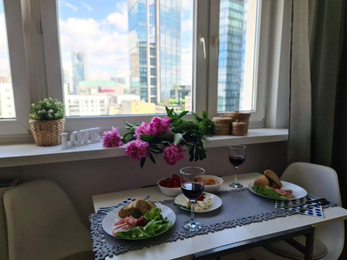 Lägenhet Chmielna Warszawa